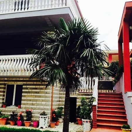 George Apartament Orikum